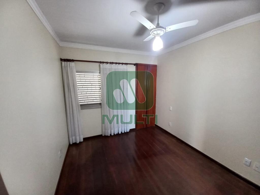 Apartamento à venda com 4 quartos, 160m² - Foto 13