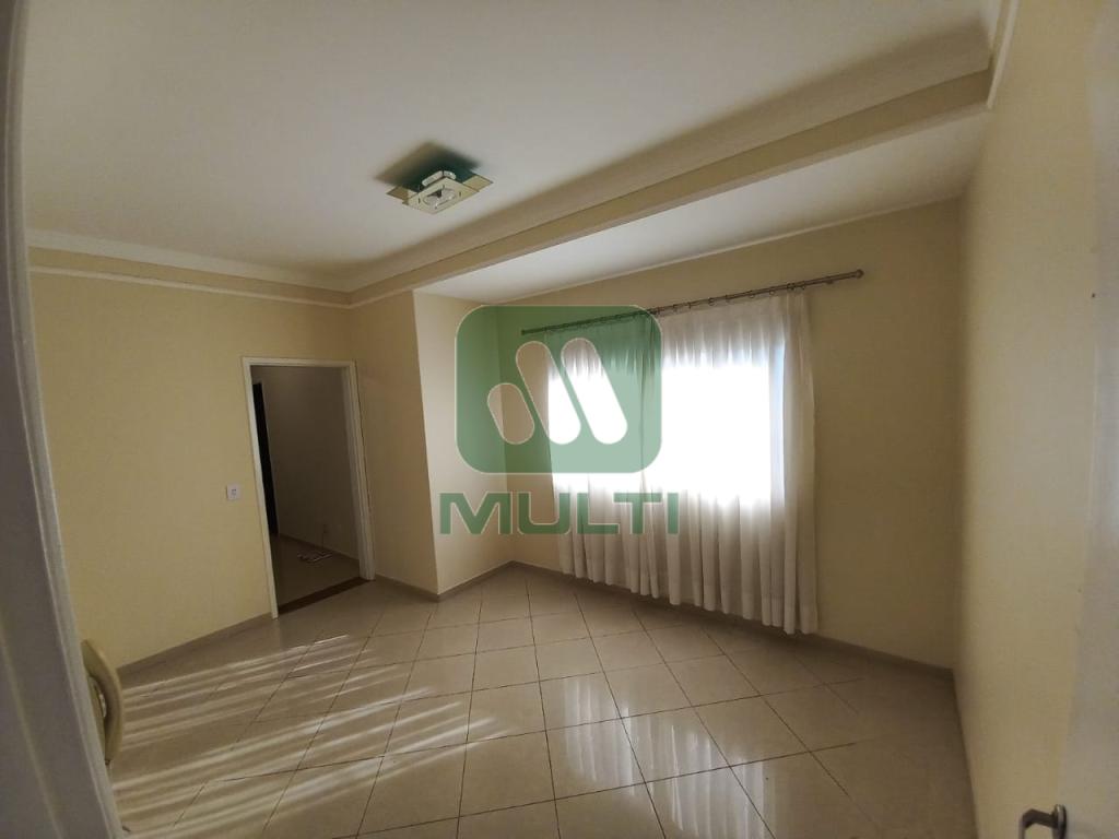 Apartamento à venda com 4 quartos, 160m² - Foto 17