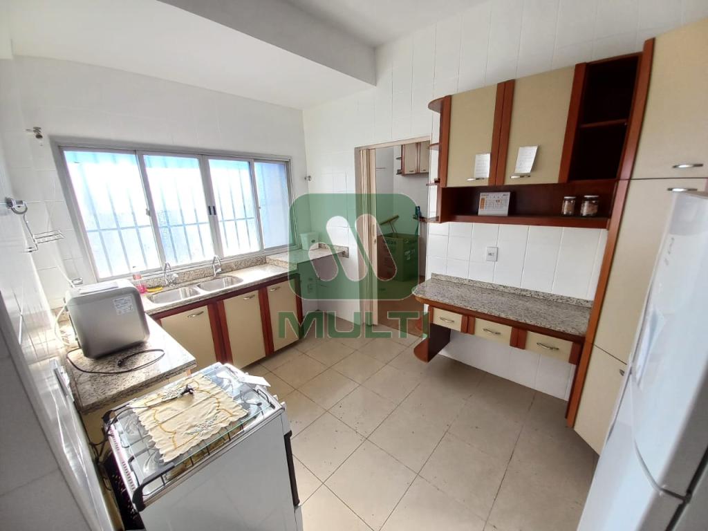 Apartamento à venda com 4 quartos, 160m² - Foto 18