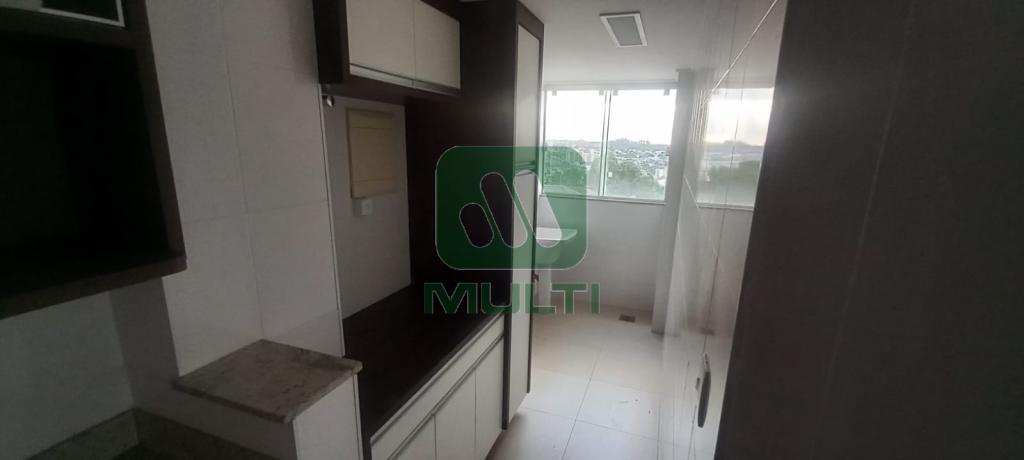 Apartamento à venda com 3 quartos, 90m² - Foto 15