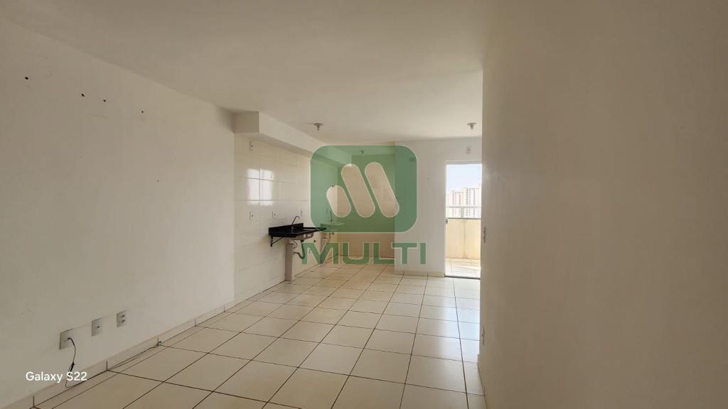 Apartamento à venda com 2 quartos, 56m² - Foto 2