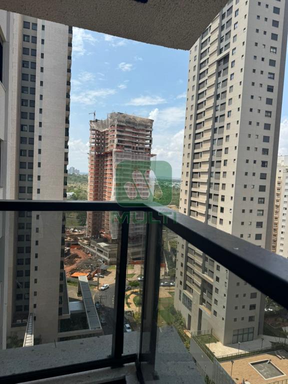 Apartamento à venda com 3 quartos, 225m² - Foto 4