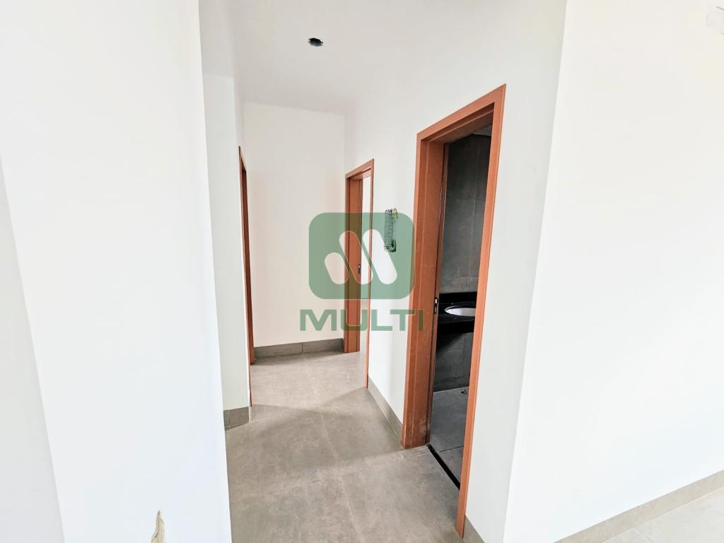 Apartamento à venda com 2 quartos, 74m² - Foto 8