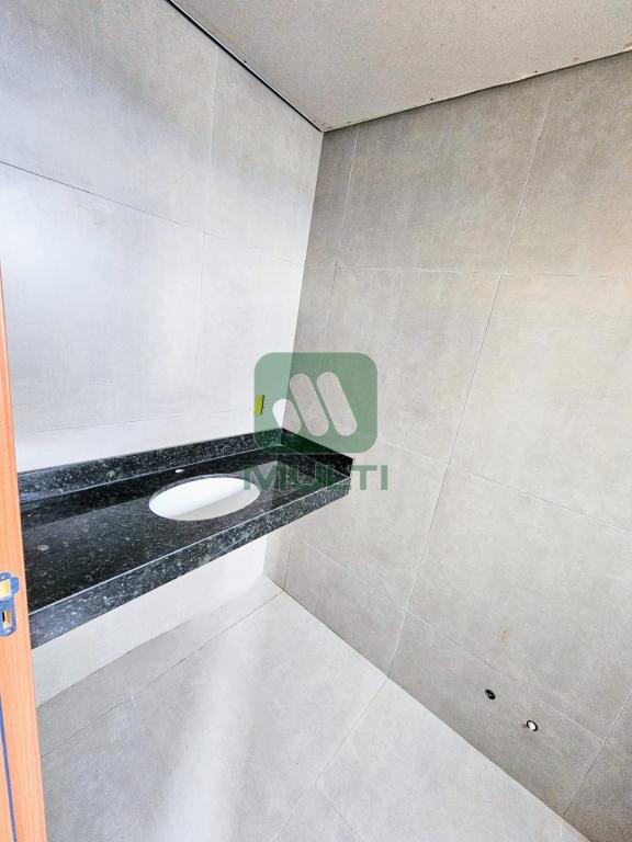 Apartamento à venda com 2 quartos, 74m² - Foto 12