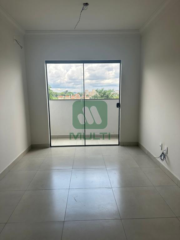 Apartamento à venda com 2 quartos, 61m² - Foto 7