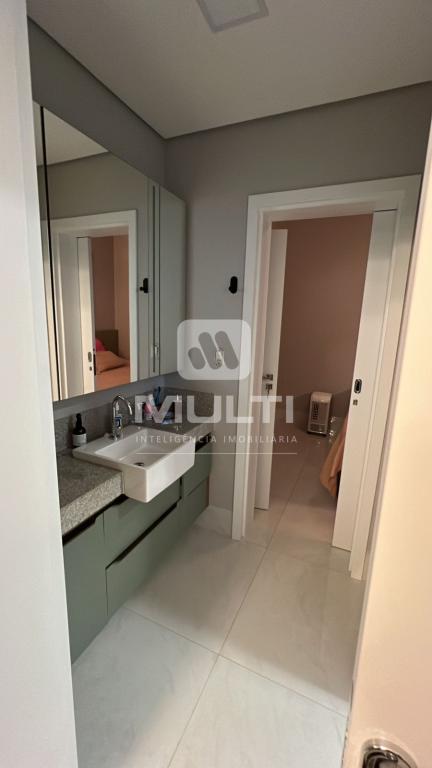 Apartamento à venda com 3 quartos, 111m² - Foto 4