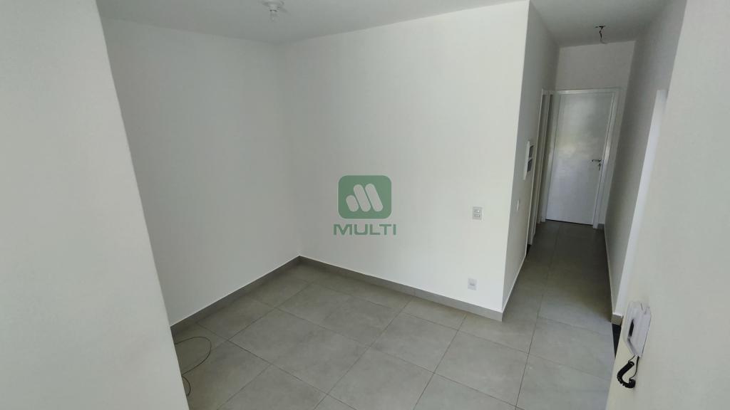 Apartamento à venda com 2 quartos, 62m² - Foto 1