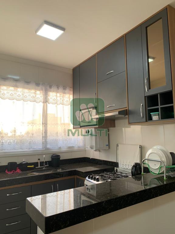 Apartamento à venda com 2 quartos, 50m² - Foto 9