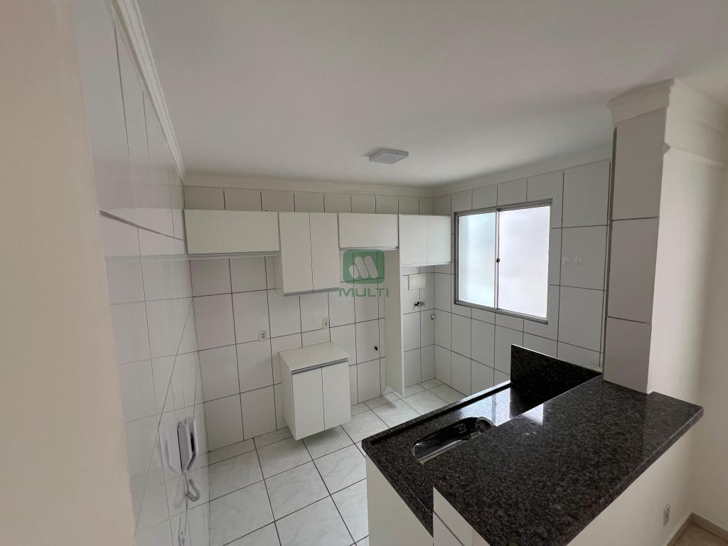 Apartamento à venda com 2 quartos, 45m² - Foto 4