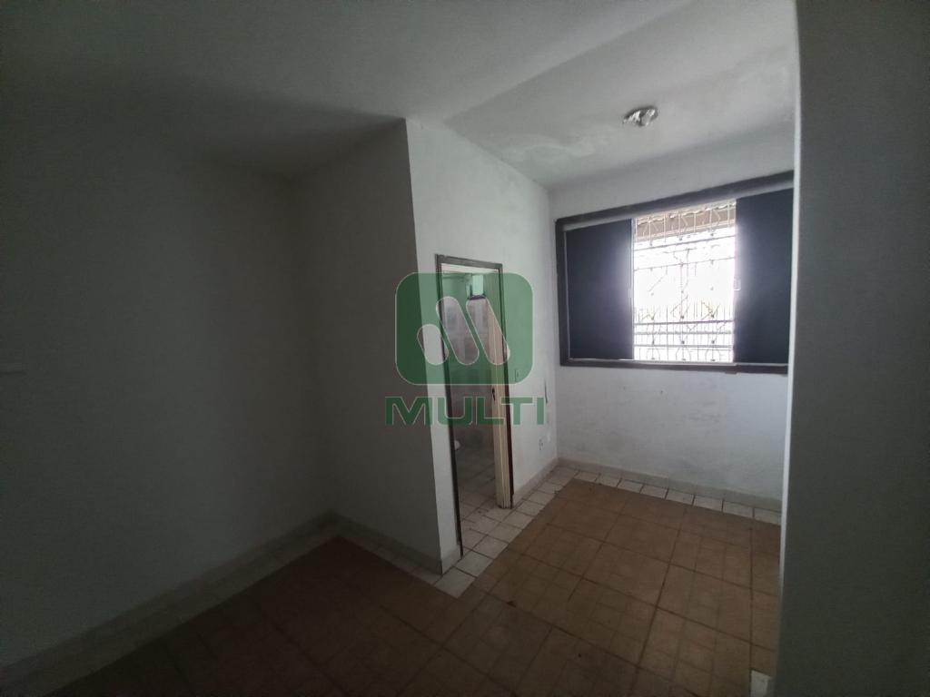 Casa à venda com 4 quartos, 232m² - Foto 10