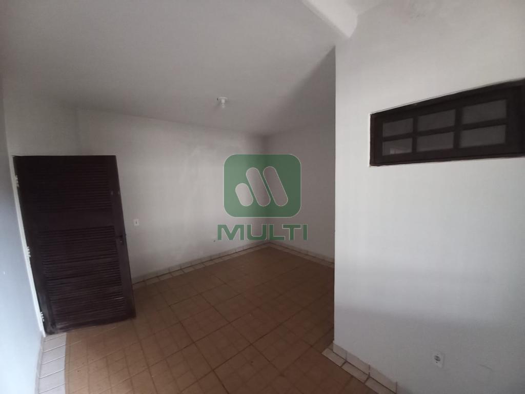 Casa à venda com 4 quartos, 232m² - Foto 13