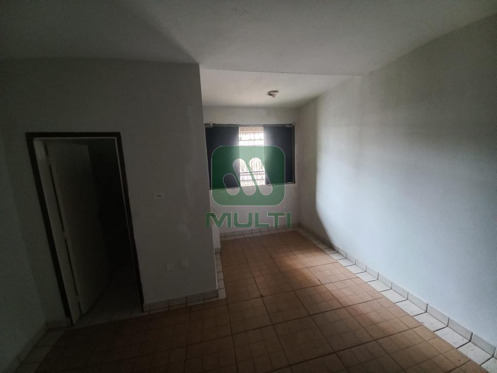 Casa à venda com 4 quartos, 232m² - Foto 14