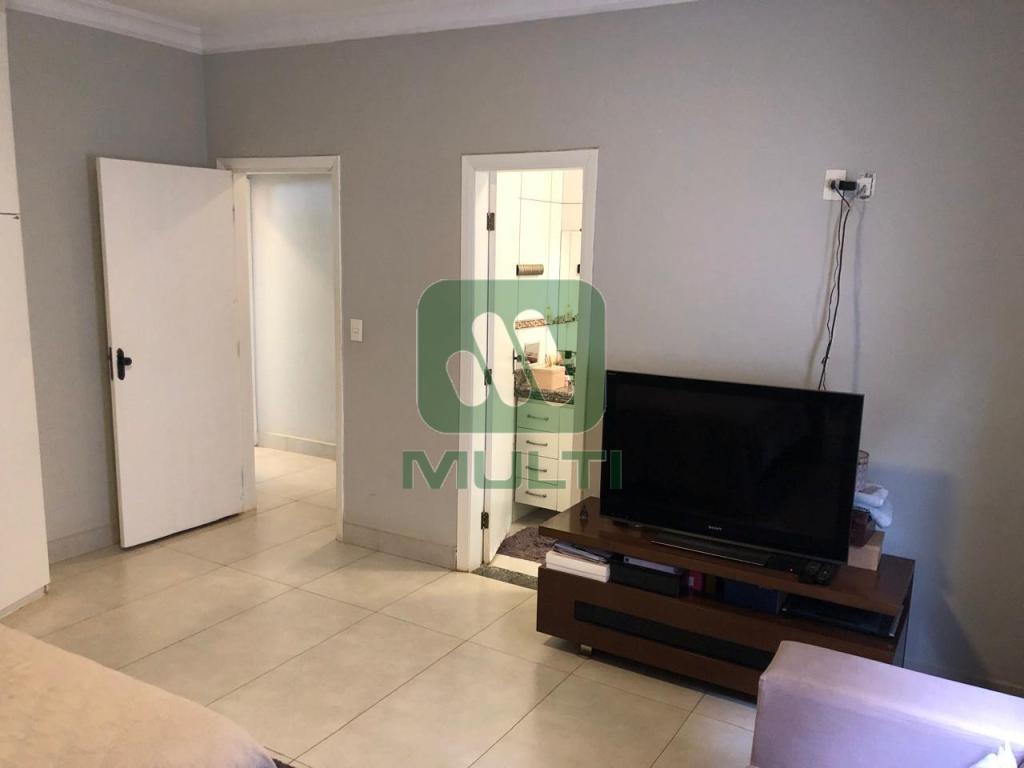 Casa à venda com 5 quartos, 291m² - Foto 35