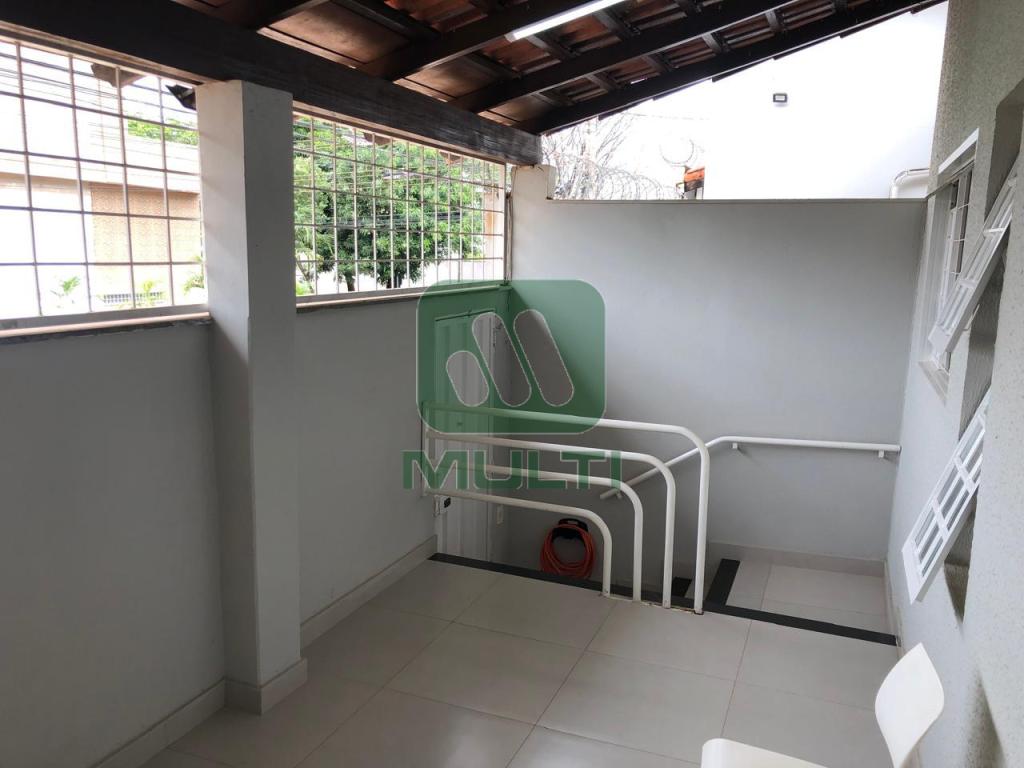 Casa à venda com 5 quartos, 291m² - Foto 44