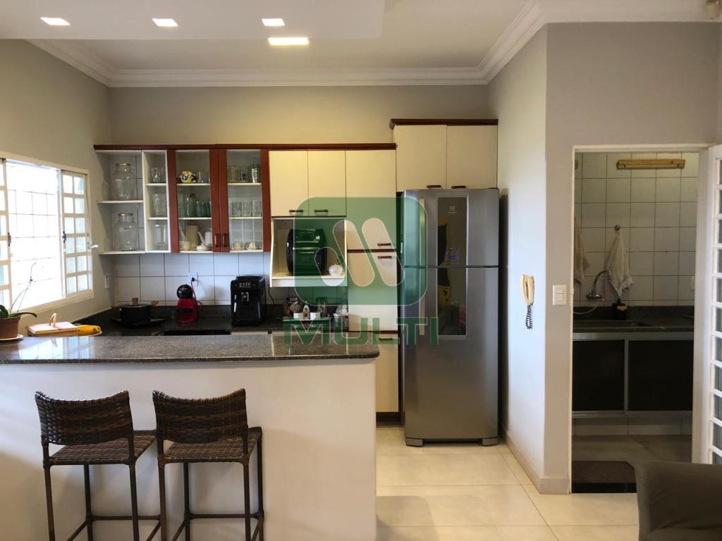 Casa à venda com 5 quartos, 291m² - Foto 52