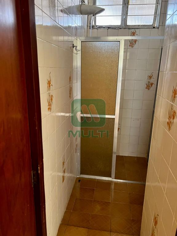 Casa à venda com 5 quartos, 234m² - Foto 17