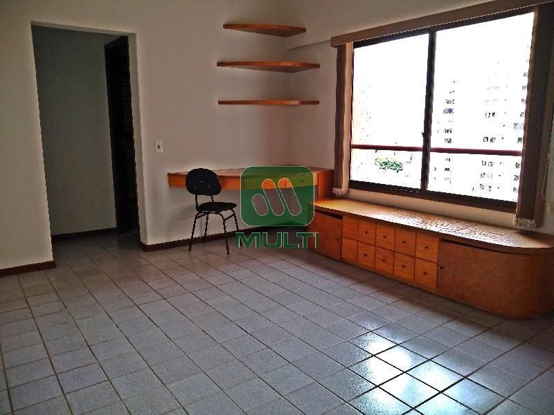 Apartamento à venda com 1 quarto, 48m² - Foto 2