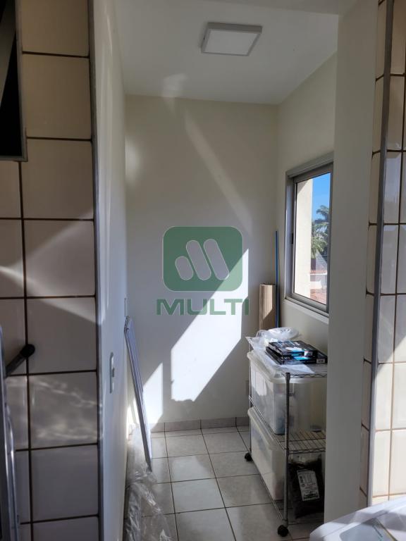 Apartamento à venda com 3 quartos, 97m² - Foto 6