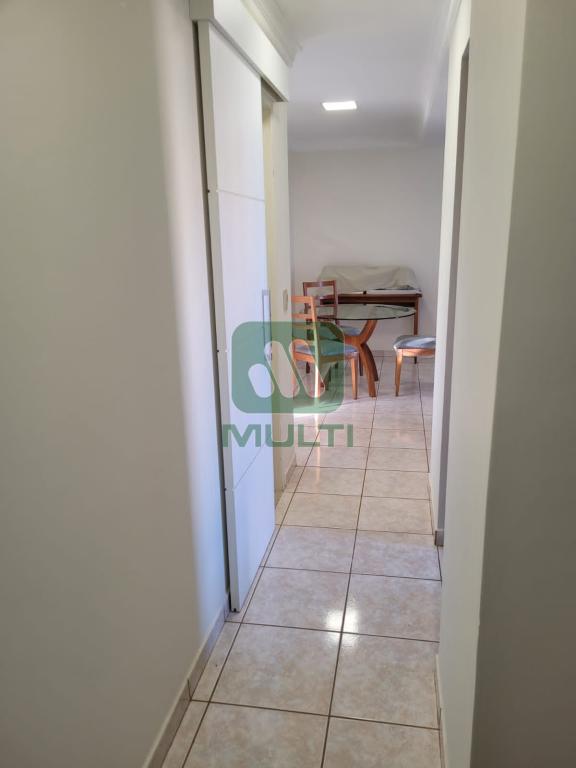 Apartamento à venda com 3 quartos, 97m² - Foto 12