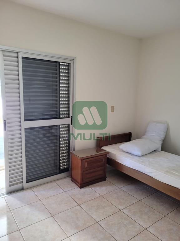 Apartamento à venda com 3 quartos, 97m² - Foto 19