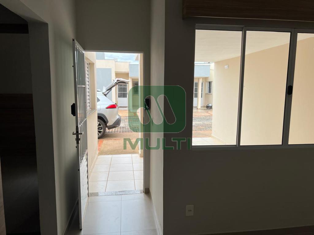 Casa de Condomínio à venda com 2 quartos, 59m² - Foto 4