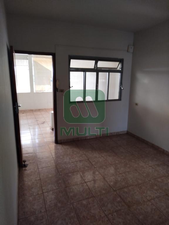 Prédio Inteiro à venda com 4 quartos, 360m² - Foto 1