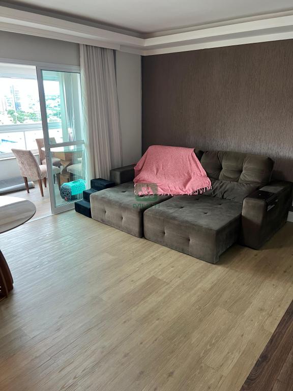 Apartamento à venda com 3 quartos, 87m² - Foto 2