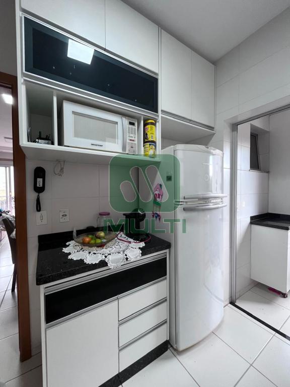 Apartamento à venda com 3 quartos, 67m² - Foto 9