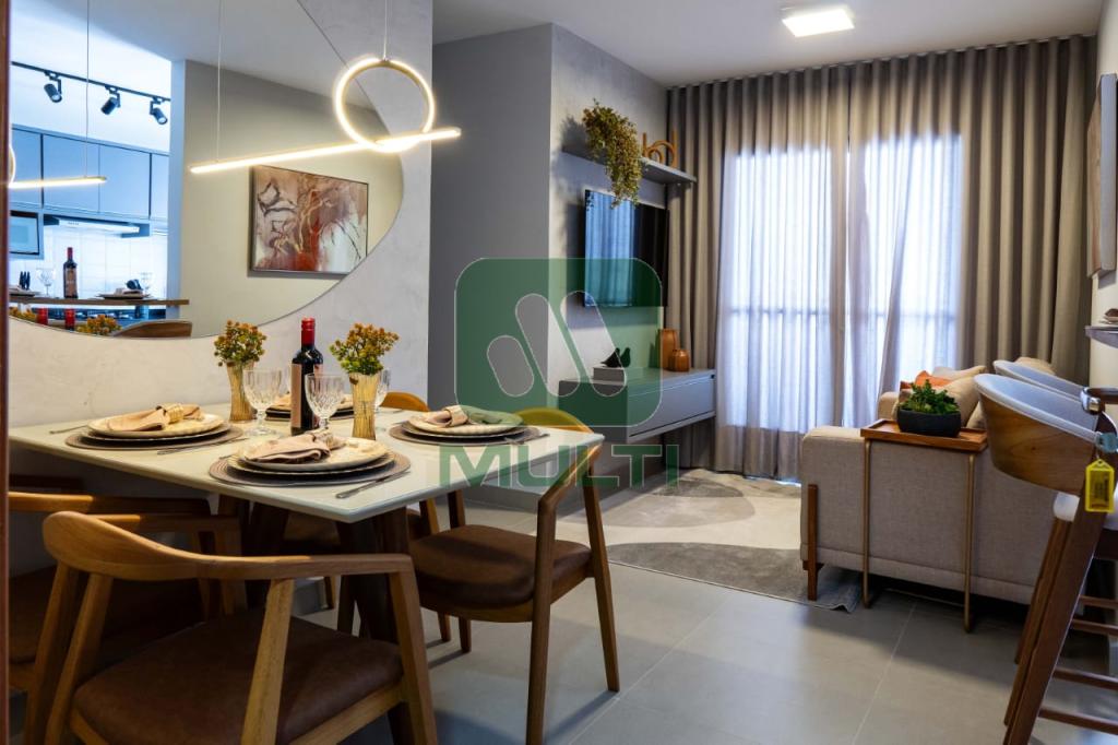 Apartamento à venda com 2 quartos, 55m² - Foto 1