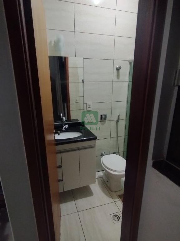 Apartamento à venda com 3 quartos, 70m² - Foto 18