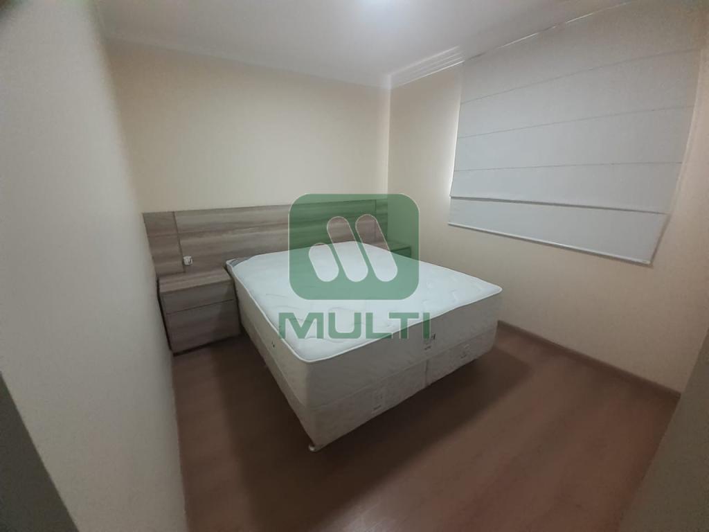 Apartamento à venda com 3 quartos, 85m² - Foto 7