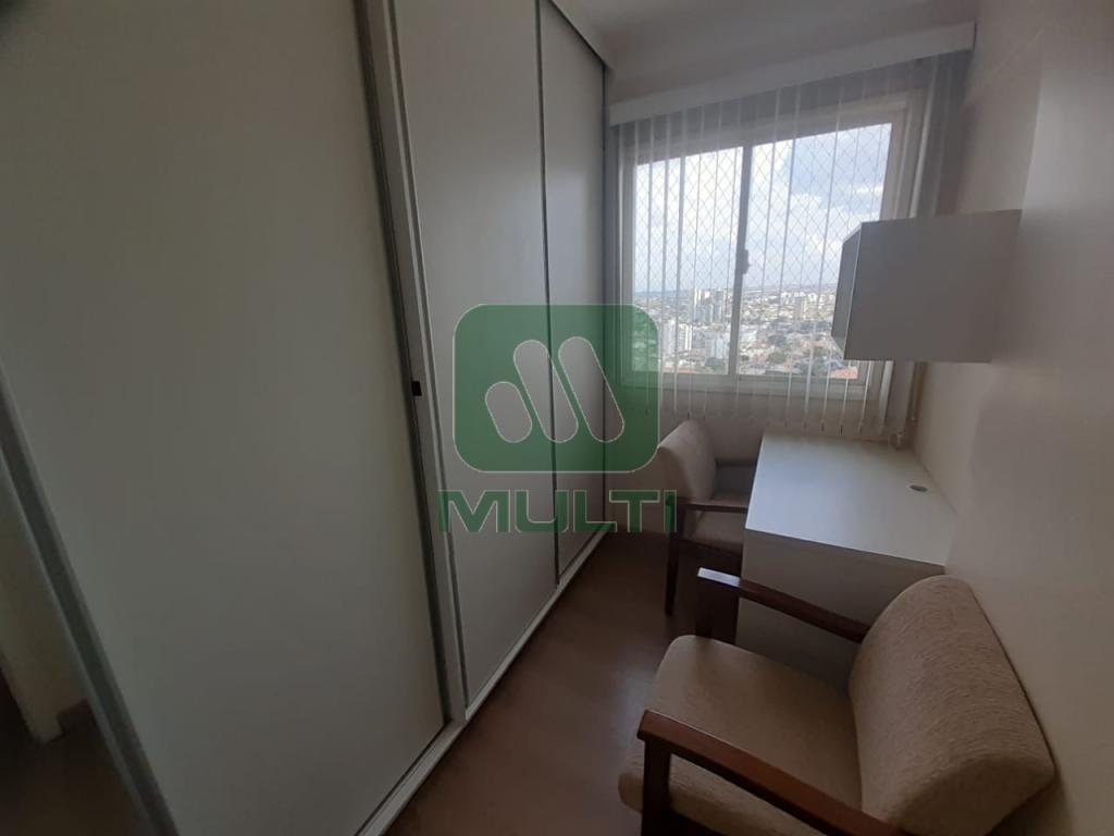 Apartamento à venda com 3 quartos, 85m² - Foto 13