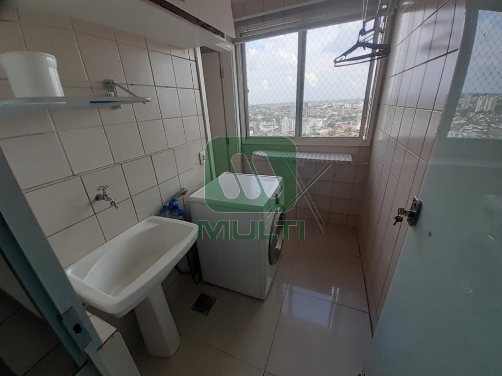 Apartamento à venda com 3 quartos, 85m² - Foto 19