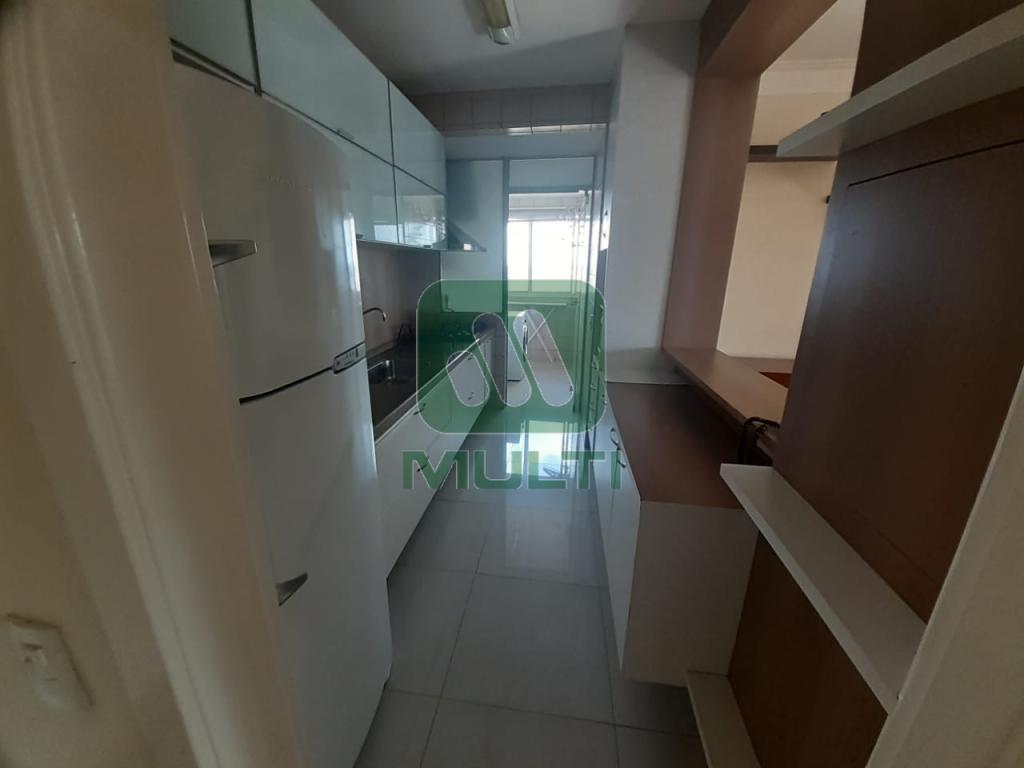 Apartamento à venda com 3 quartos, 85m² - Foto 23