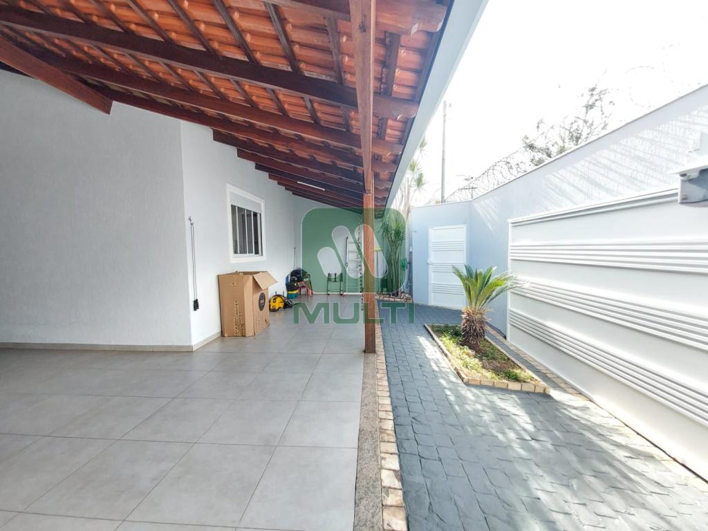 Casa à venda com 3 quartos, 170m² - Foto 27