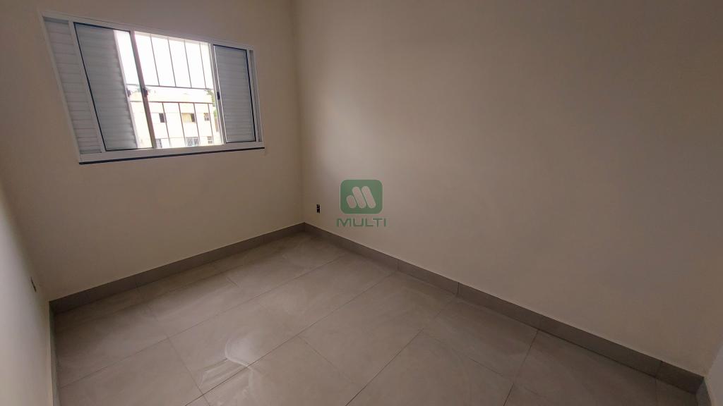 Casa à venda com 4 quartos, 165m² - Foto 6