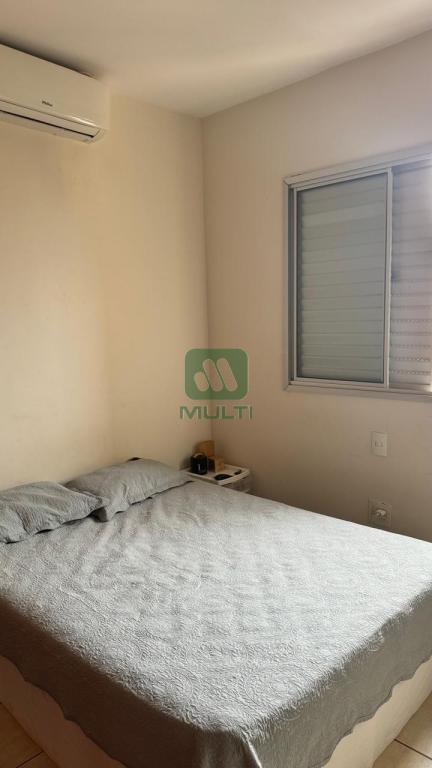 Apartamento à venda com 2 quartos, 57m² - Foto 9