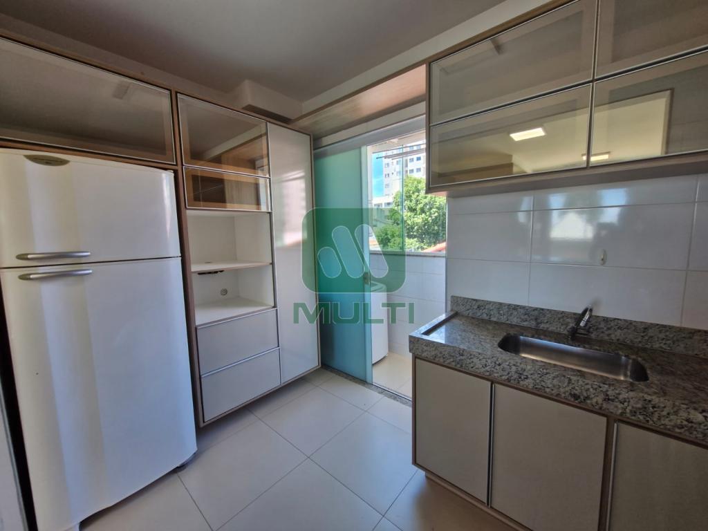 Apartamento à venda com 2 quartos, 60m² - Foto 11