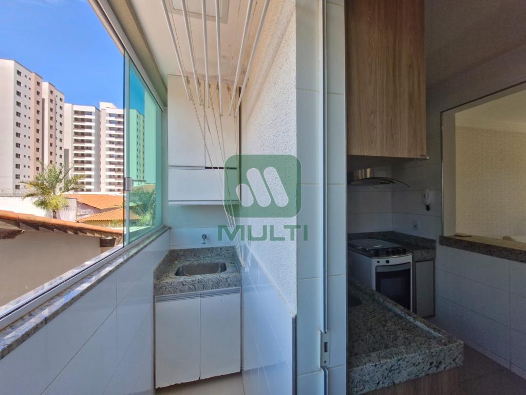 Apartamento à venda com 2 quartos, 60m² - Foto 16