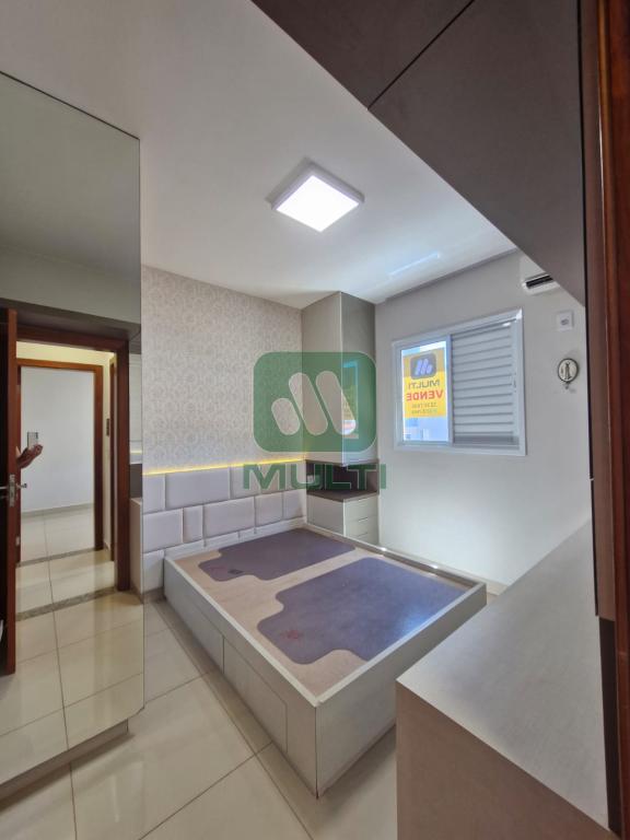 Apartamento à venda com 2 quartos, 60m² - Foto 18