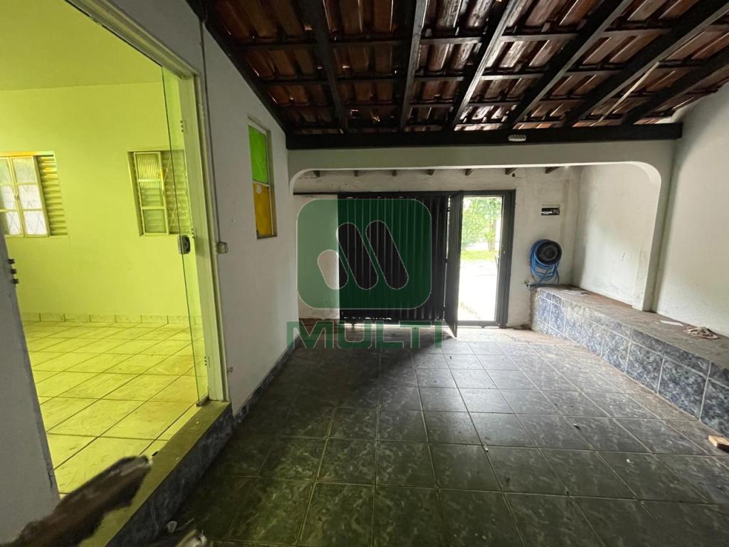 Casa à venda com 3 quartos, 125m² - Foto 3