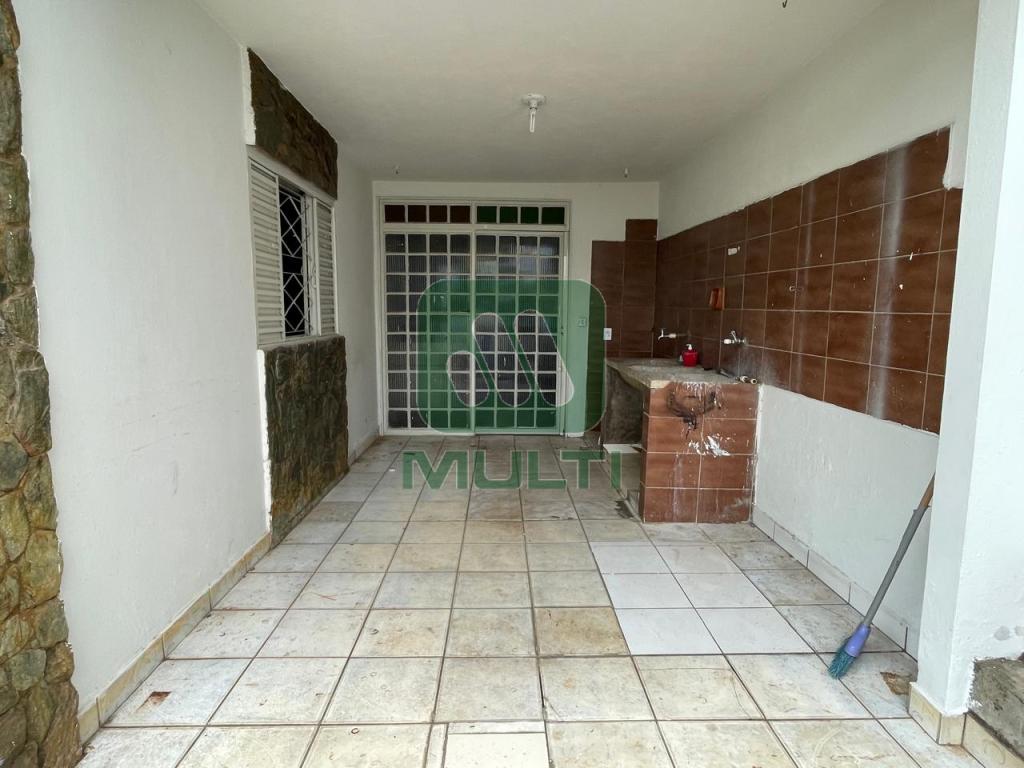 Casa à venda com 3 quartos, 125m² - Foto 17