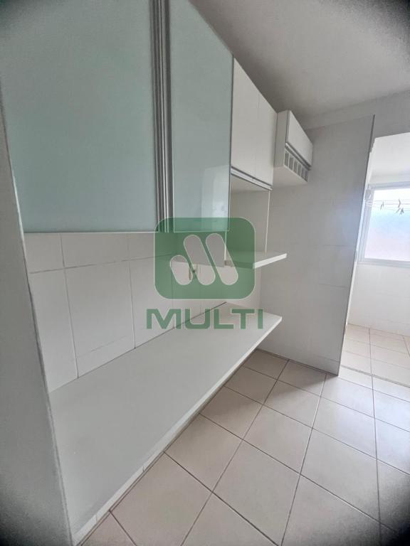 Apartamento à venda com 2 quartos, 57m² - Foto 7