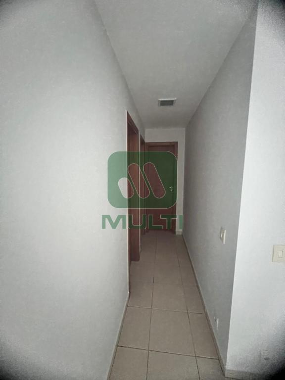 Apartamento à venda com 2 quartos, 57m² - Foto 9