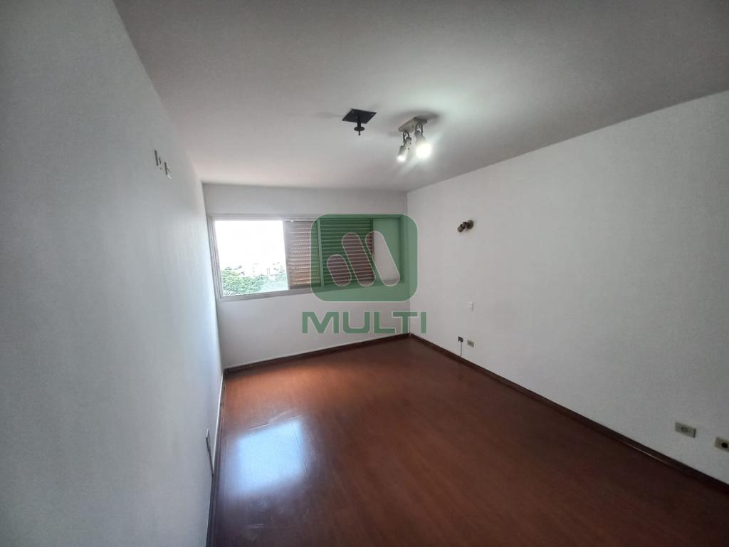 Apartamento à venda com 3 quartos, 227m² - Foto 16