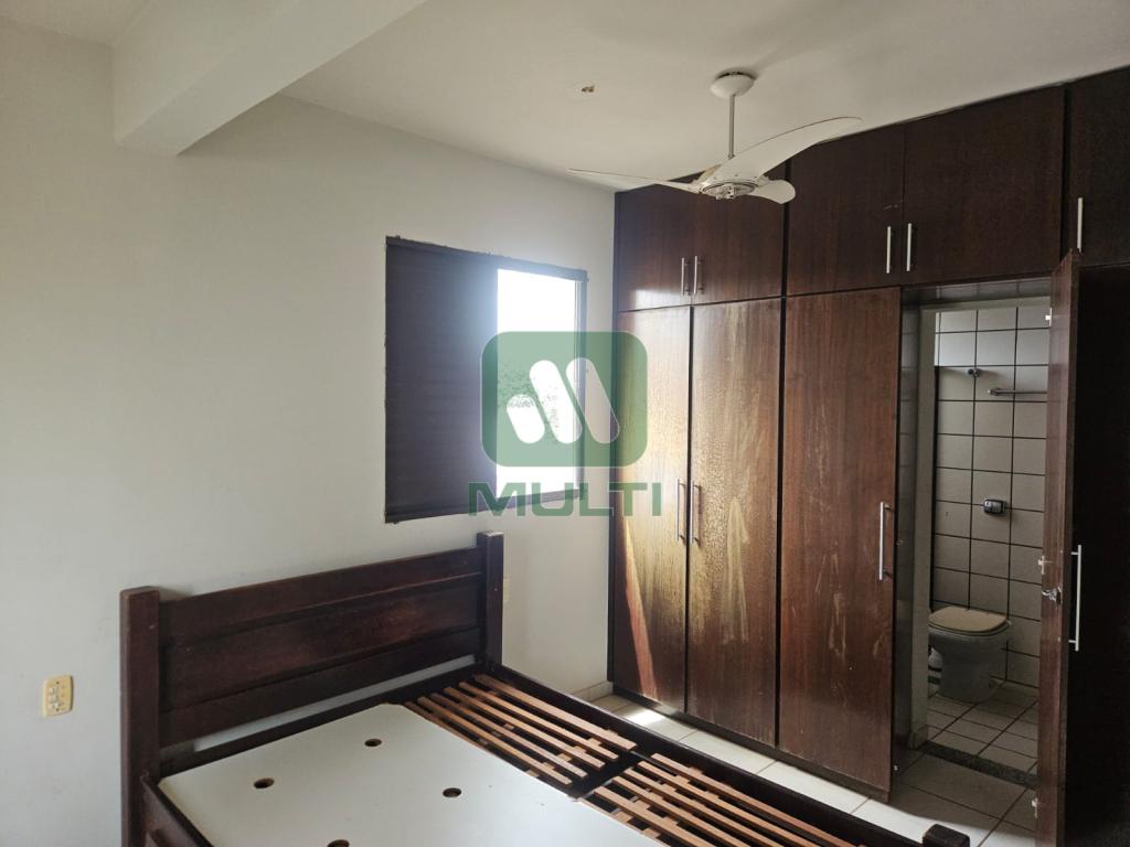 Apartamento à venda com 2 quartos, 79m² - Foto 16