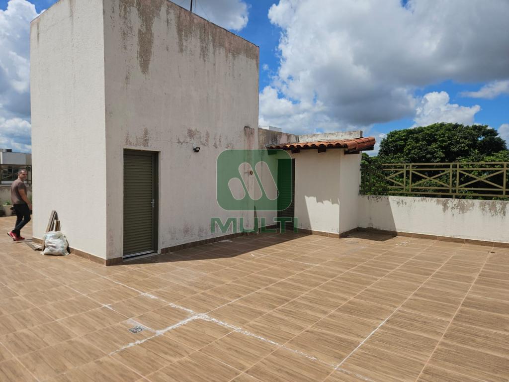 Apartamento à venda com 2 quartos, 79m² - Foto 23