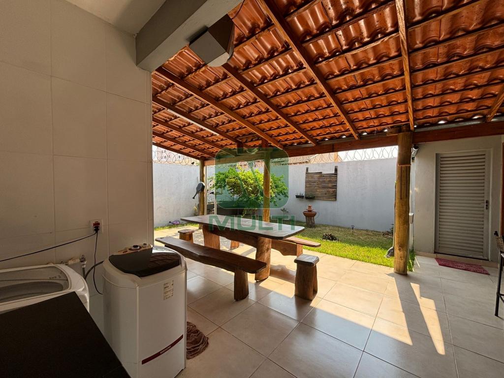 Casa à venda com 3 quartos, 153m² - Foto 14