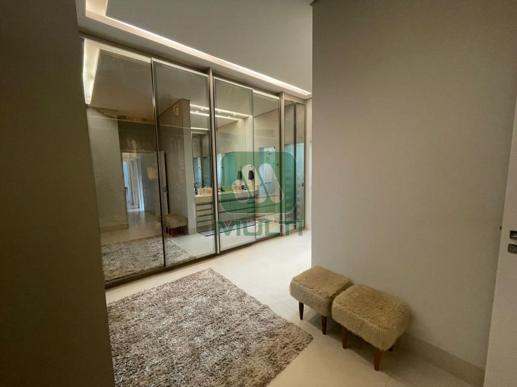 Casa de Condomínio à venda com 3 quartos, 240m² - Foto 11