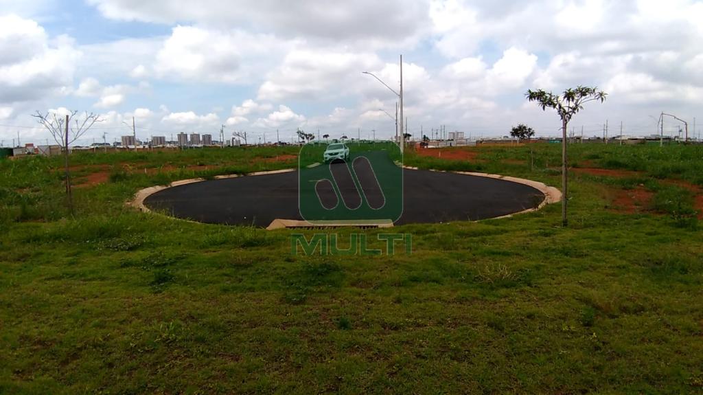 Terreno à venda com 1 quarto, 1m² - Foto 2